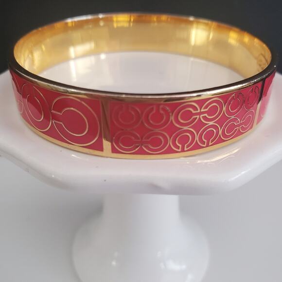 Coach Enamel Bangle Bracelet Pink Blush Signature C Gold Logo on Gold Plate - Picture 7 of 9